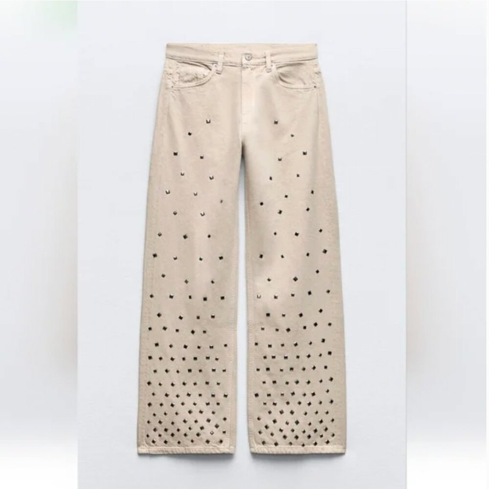 Zara Beige Wide Leg Jeans with Studs Mid Rise Size 2 NWT